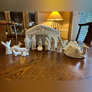 Vintage Macky 1977 Ceramic 15 Pc Nativity Scene Display